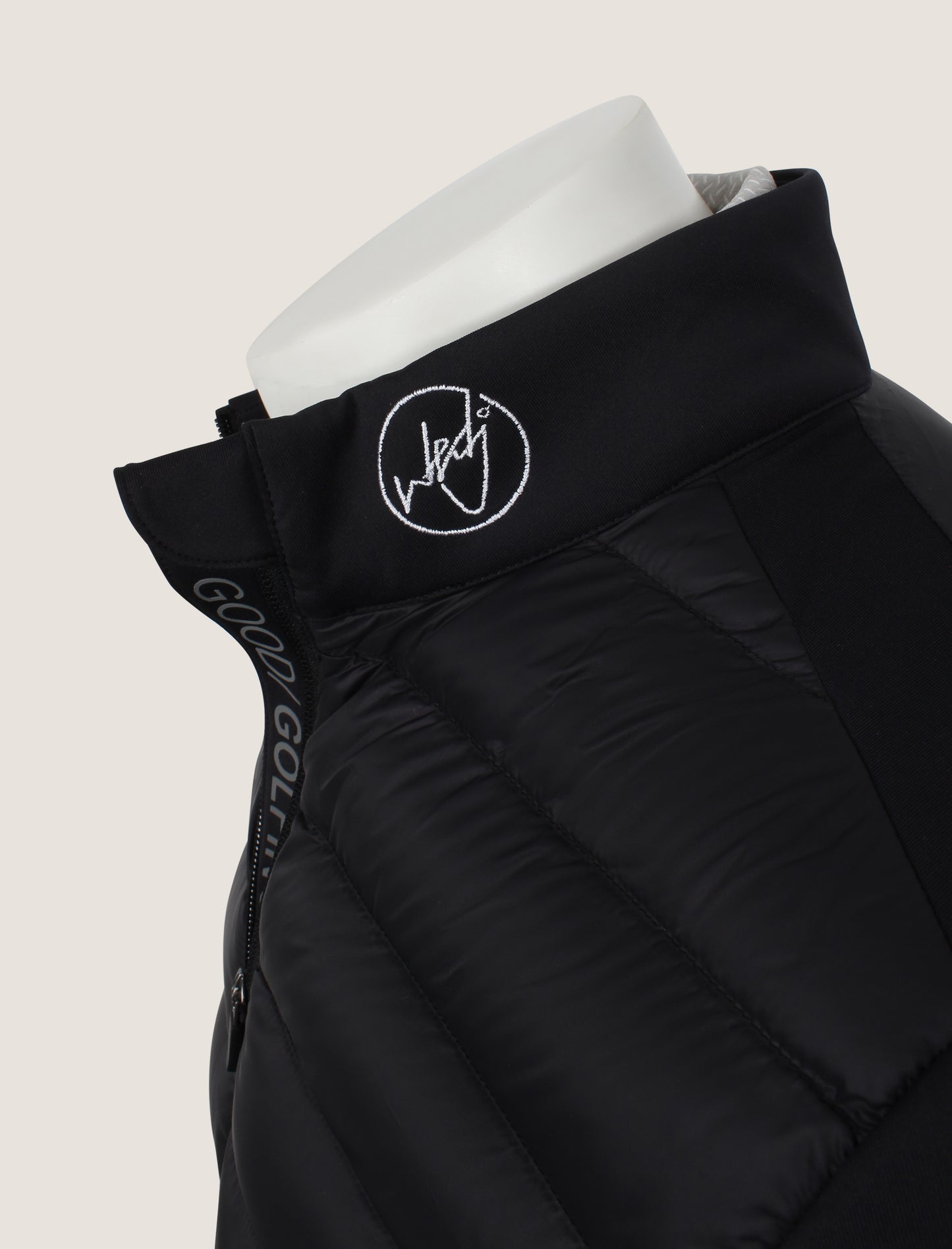 GRIP HYBRID JACKET BLACK