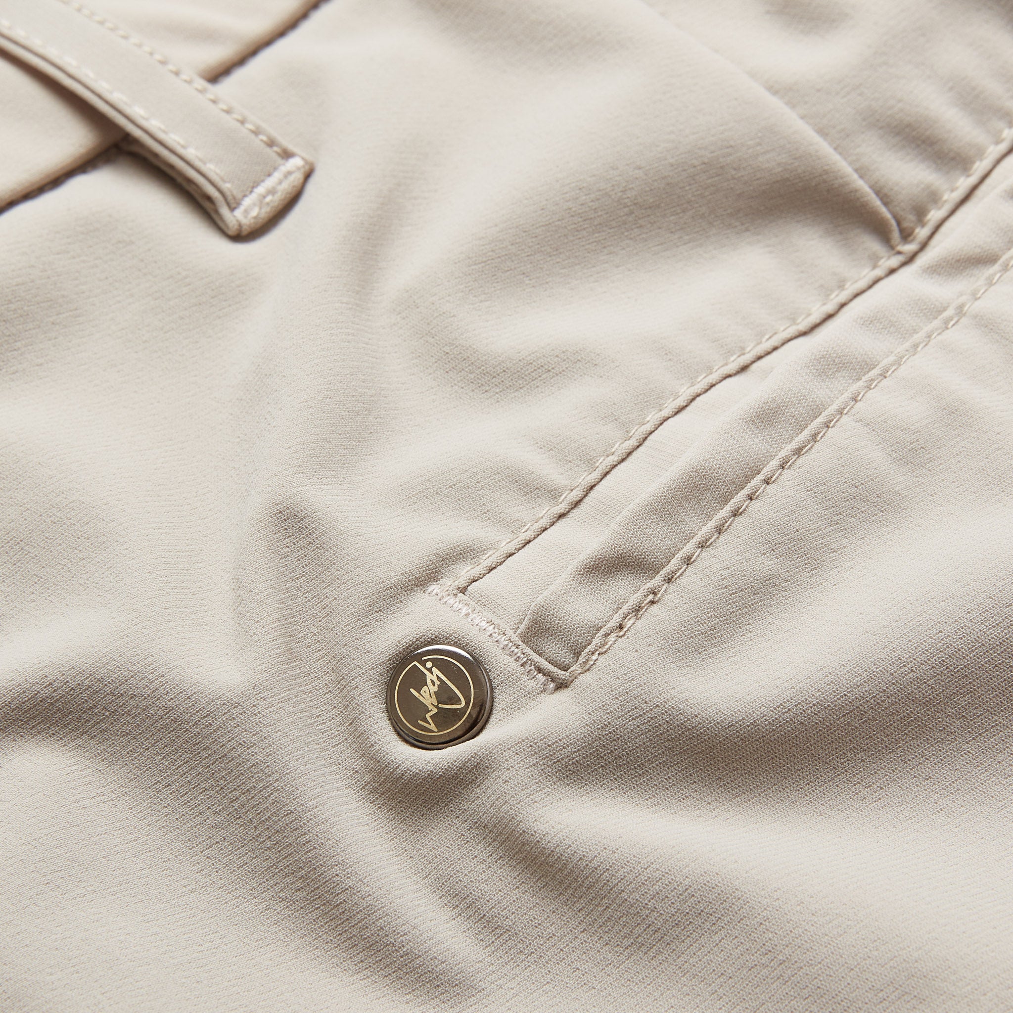 PIN-SEEKER SHORTS BIEGE