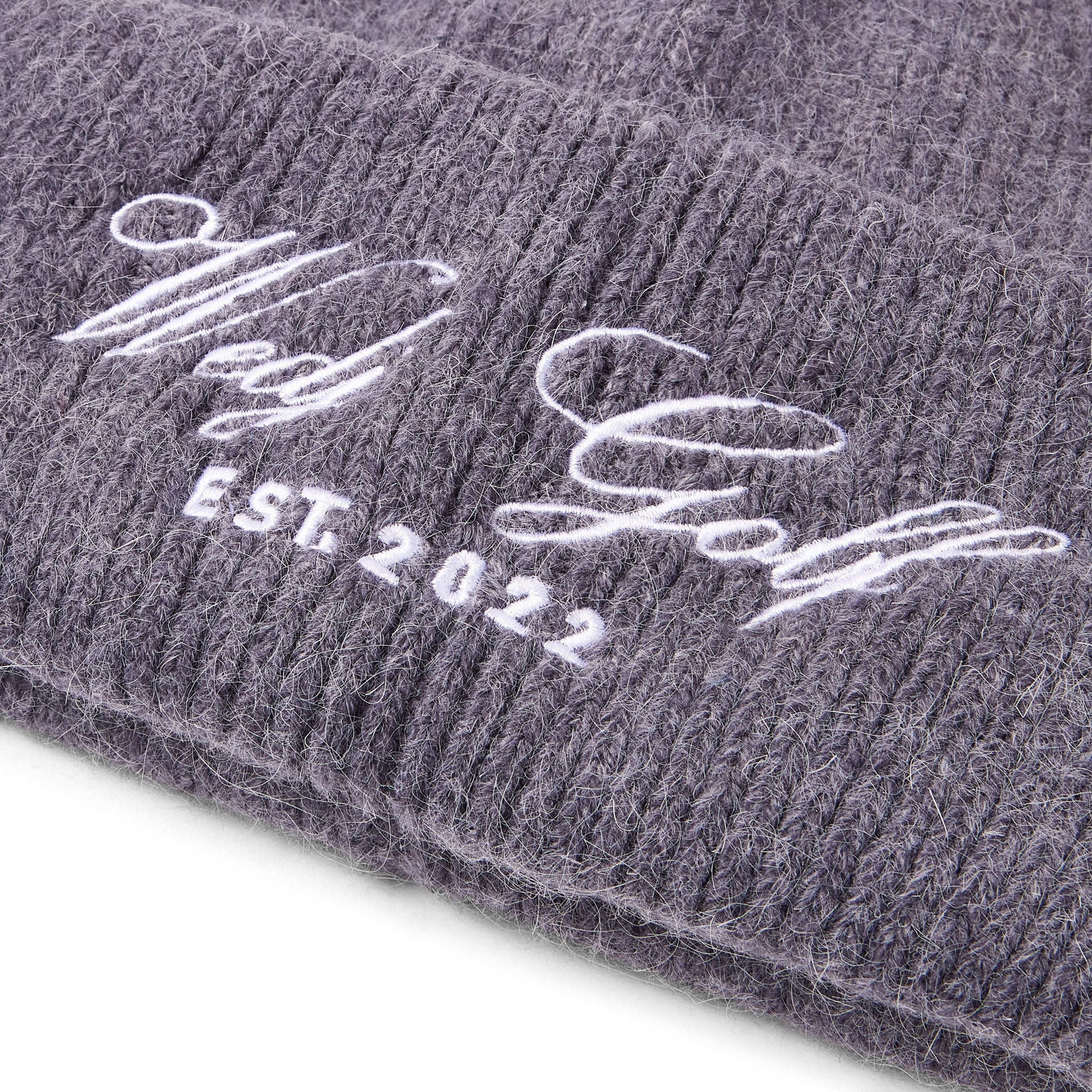 SIGNATURE BEANIE GREY